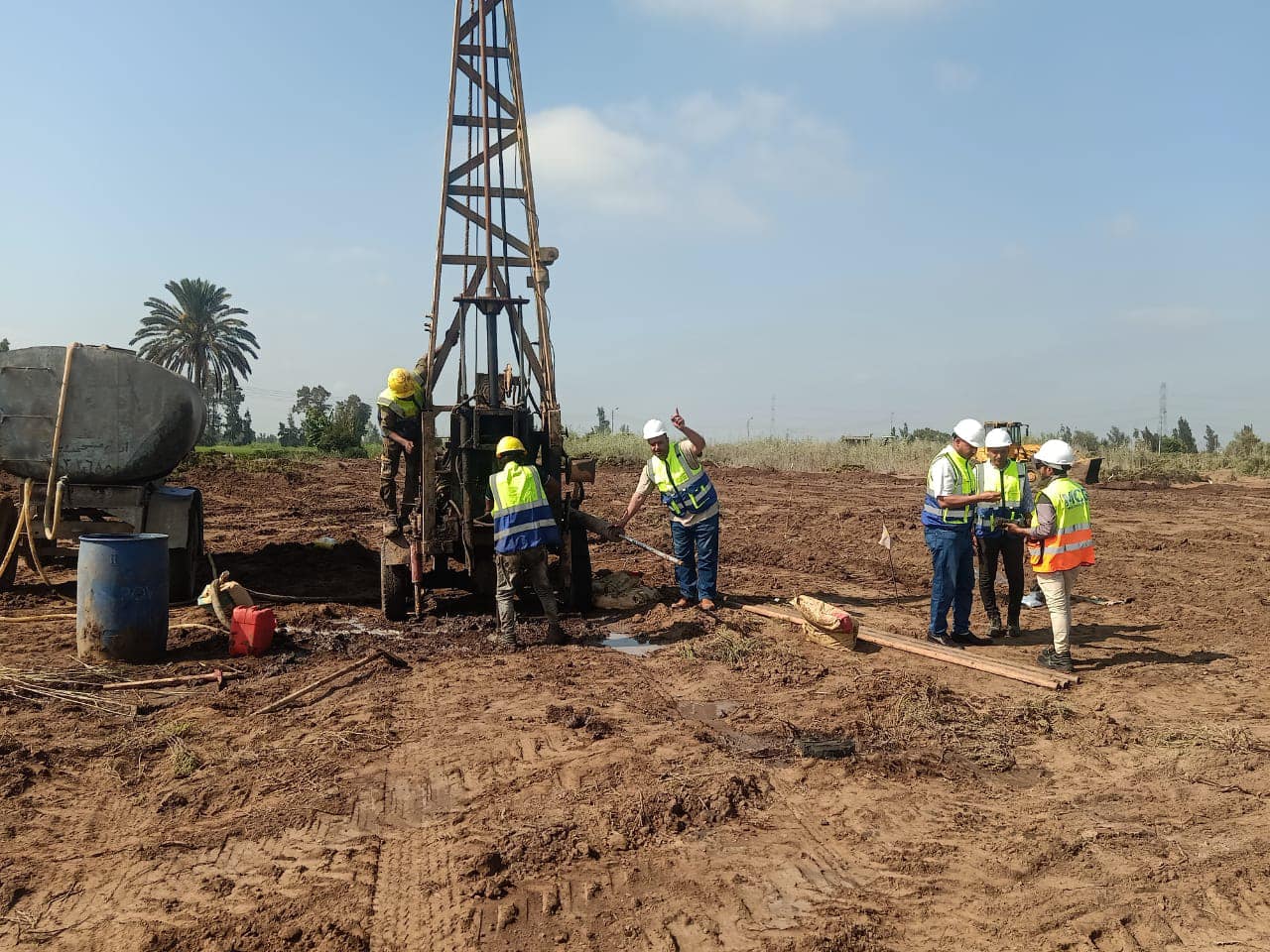 محافظ كفرالشيخ يتابع الأعمال الإنشائية بمشروع إنشاء مصنع تدوير المخلفات الصلبة بدسوق  