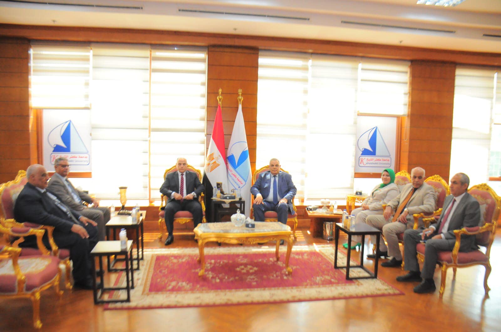 وصول محافظ كفر الشيخ إلى الجامعة للمشاركة في مؤتمر التغيرات الزمنية في الغطاء الأرضي  