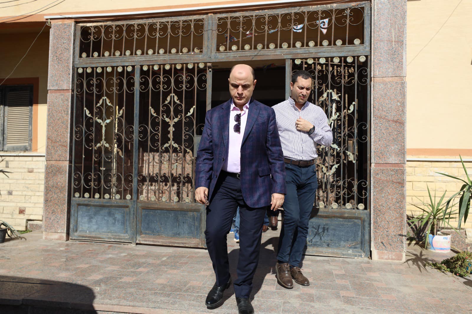 محافظ كفرالشيخ يتفقد ديوان الوحدة المحلية لمركز ومدينة مطوبس  