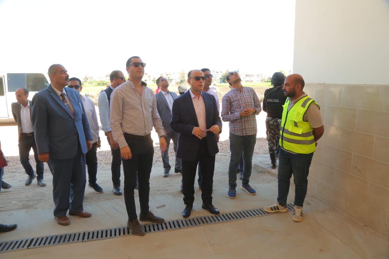 محافظ كفر الشيخ يتفقد مركز خدمات المواطنين ومجمع الخدمات الزراعية ونقطة إطفاء بني بكار بمطوبس.. ضمن مشروعات المبادرة الرئاسية «حياة كريمة»  