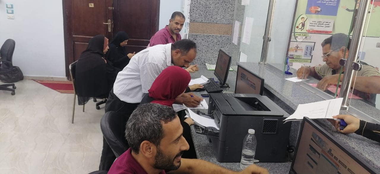 محافظ كفرالشيخ يتابع استمرار تقديم طلبات التصالح بالمركز التكنولوجي بمدينة قلين  