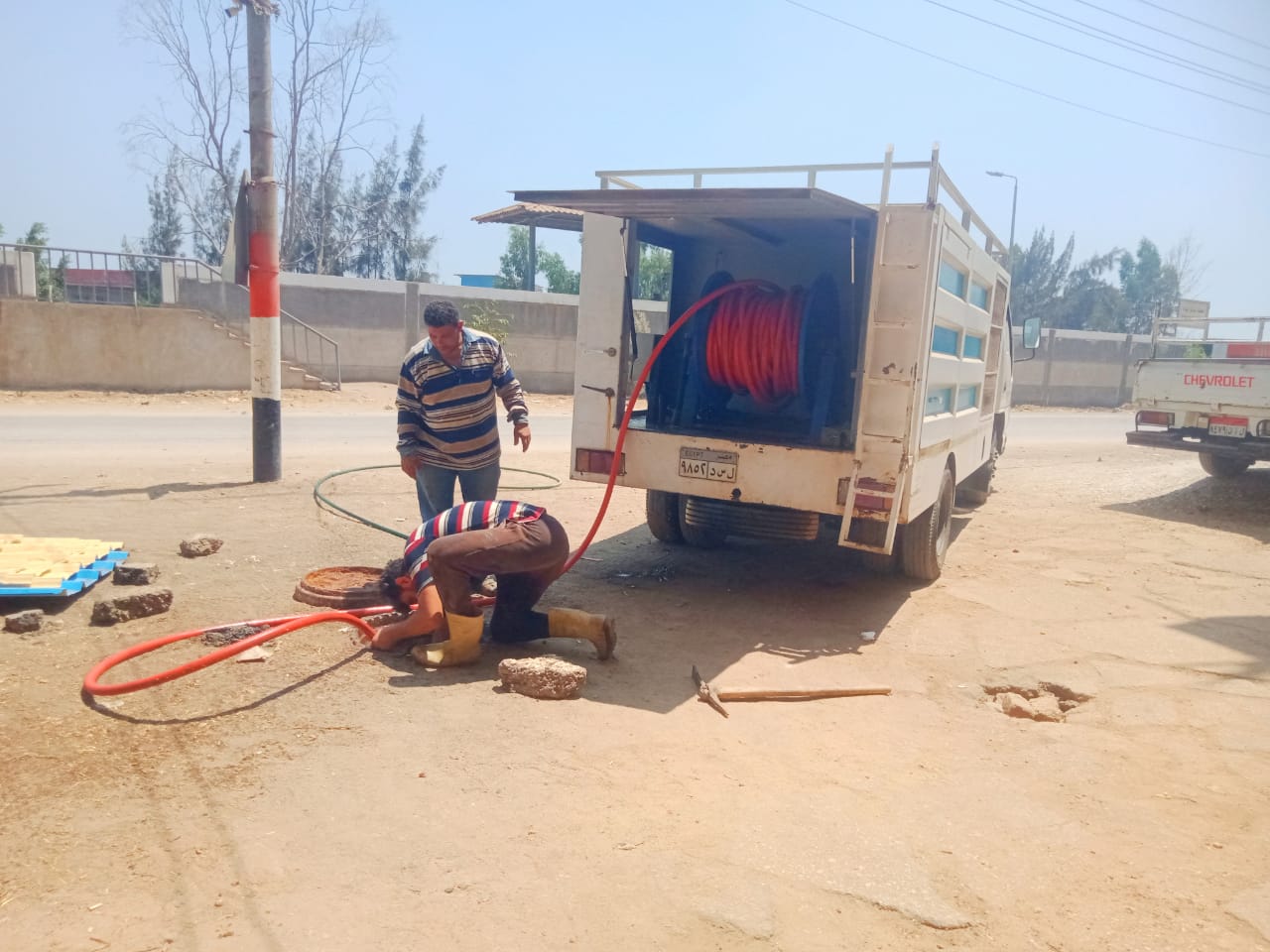 محافظ كفرالشيخ: متابعة جهود حملات النظافة بمدن ومراكز المحافظة وحركة النقل وتطهر شبكات الصرف الصحي وتحسين المرافق والخدمات المقدمة للمواطنين  