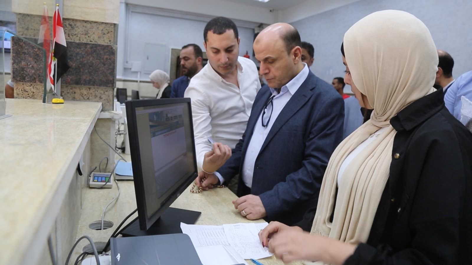 فى إطار جولاته المفاجئة.. محافظ كفرالشيخ يتفقد مصيف بلطيم والمركز التكنولوجي .. مشددًا بحسن معاملة المواطنين  