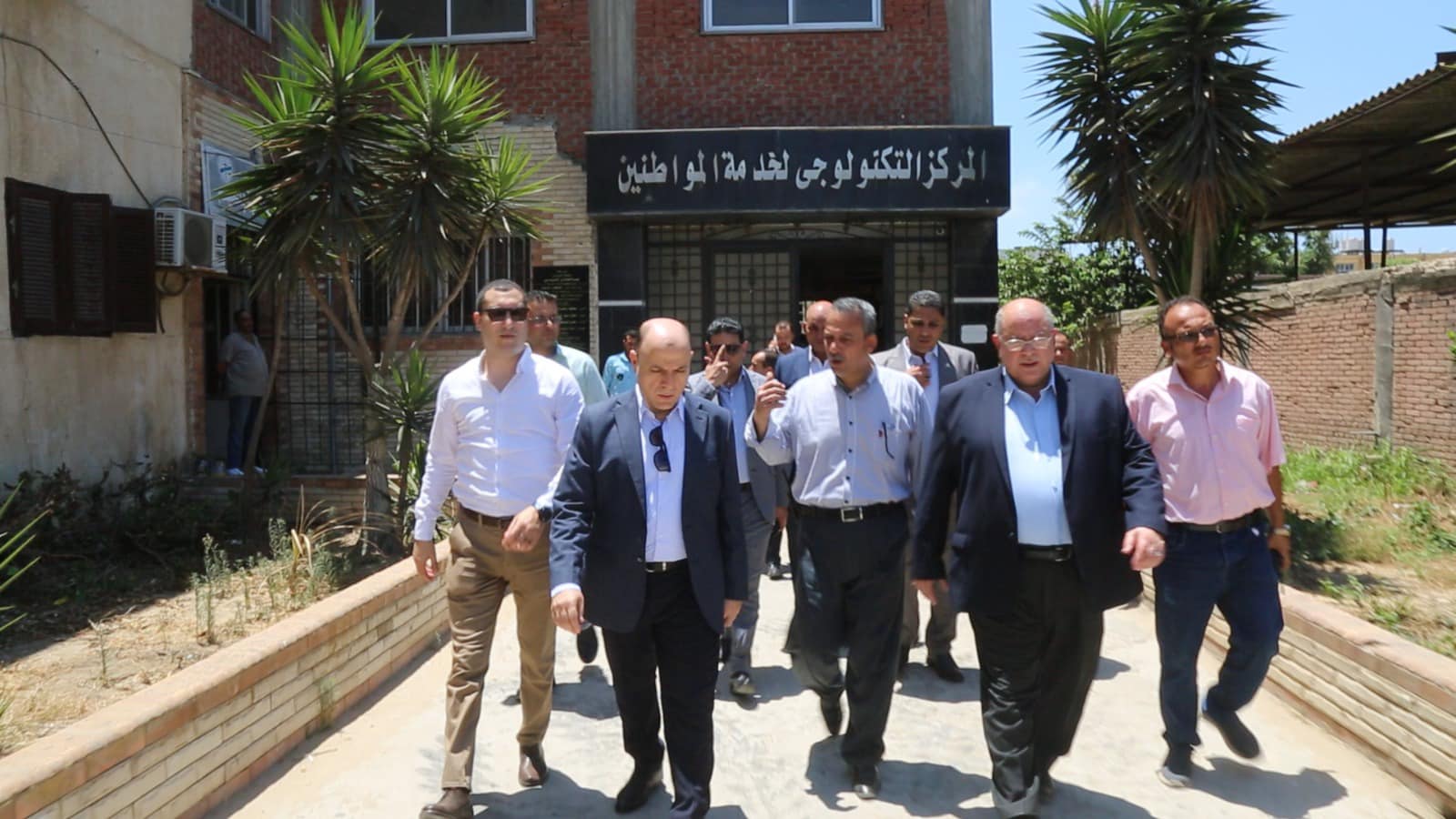 محافظ كفرالشيخ يتفقد ‏المركز التكنولوجي لخدمة المواطنين ببلطيم  