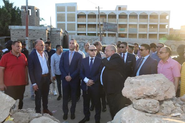 محافظ كفرالشيخ يعلن وصول الخامات الإنشائية لبدء أعمال صيانة وتطوير كوبري الهويس ببيلا  