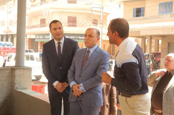 محافظ كفر الشيخ يتفقد أعمال تطوير السوق الحضرى الجديد بمحور صبرى القاضى بغرب عاصمة المحافظة.. مشدداً بإنهاء الأعمال طبقاً للخطة الزمنية  