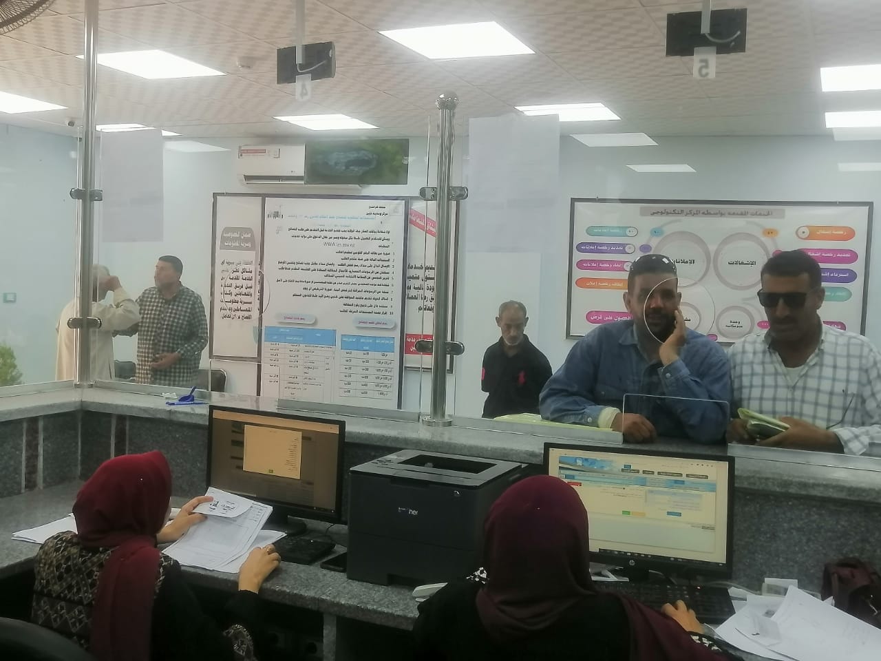 محافظ كفرالشيخ يتابع إقبال المواطنين لتقديم طلبات التصالح بالمركز التكنولوجى «بقلين»  