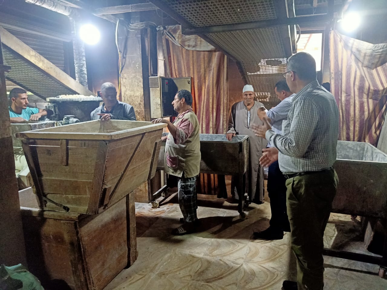 محافظ كفرالشيخ: تحرير 6 محاضر لمخالفات المخابز بقلين  