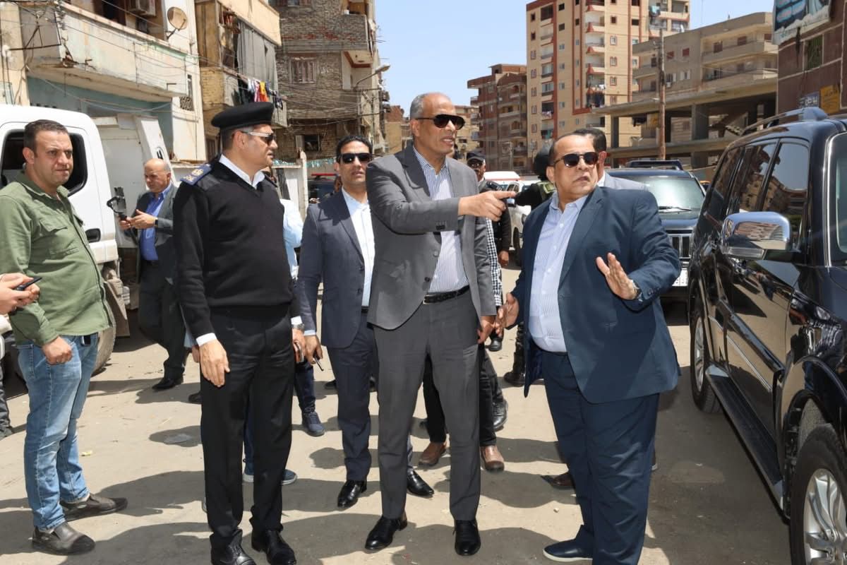 🔴محافظ كفرالشيخ يقود حملة مكبرة لإزالة الإشغالات ونقل الباعة الجائلين لسوق ميت علوان المطور بعاصمة المحافظة